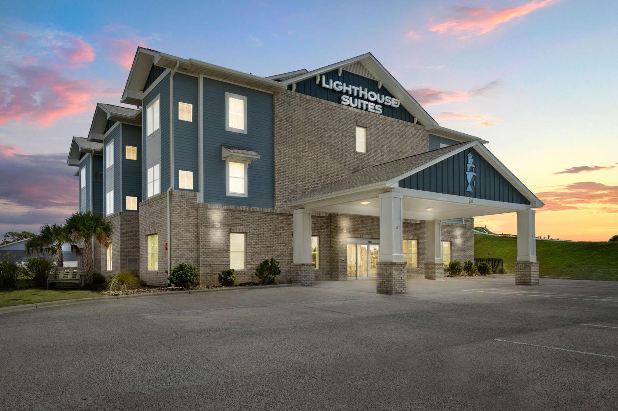 Lighthouse Suites - Best Western Signature Collection Emerald Isle Exterior foto